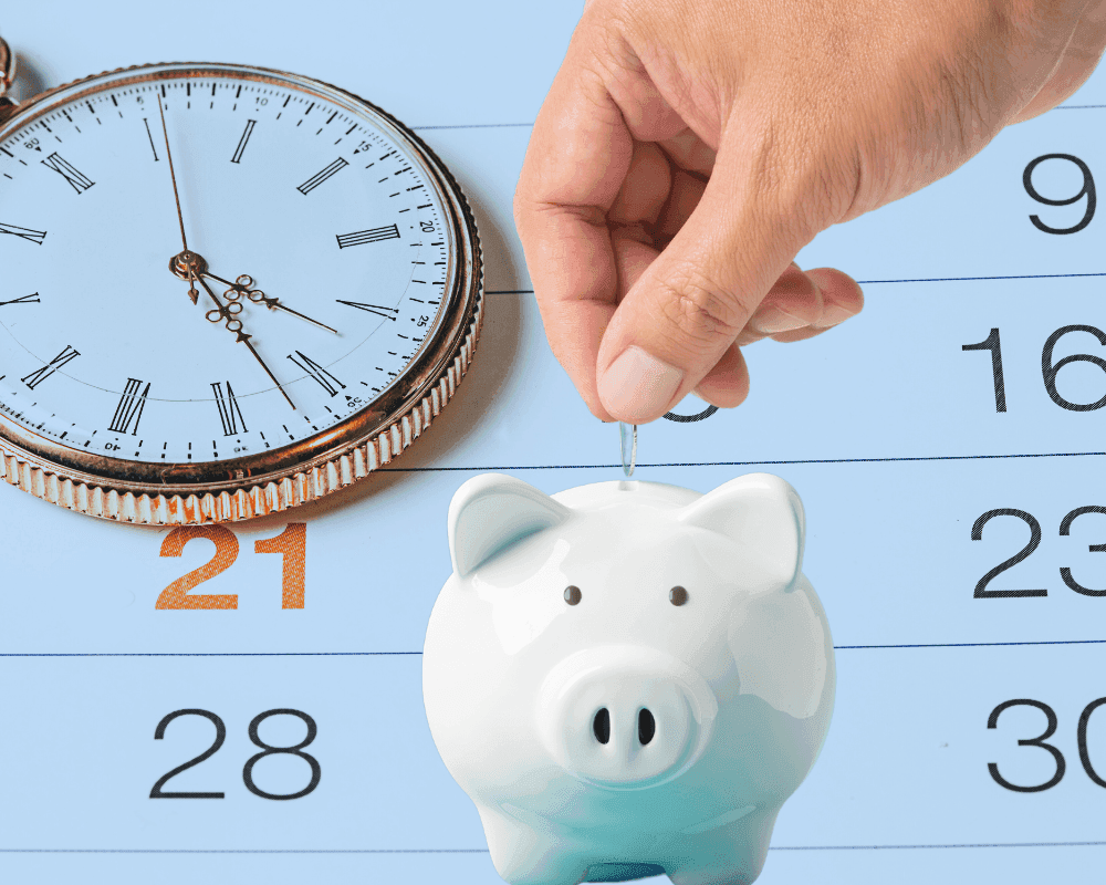 Simple savings calculator helping you plan how long it will take to reach your savings goal based on regular contributions and target amount.